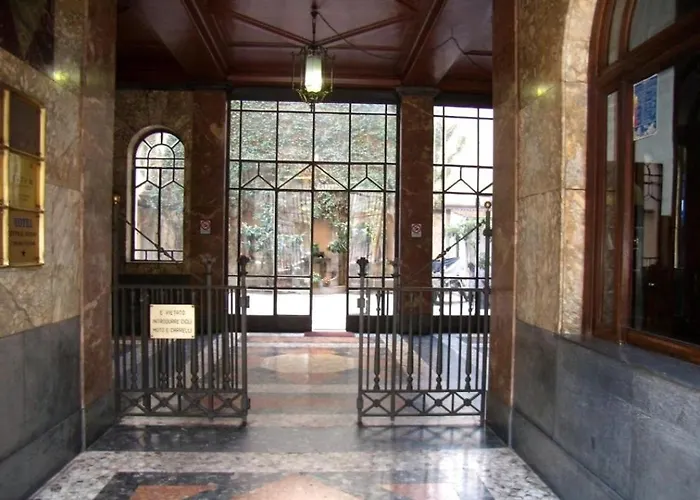 Hotel Metropoli